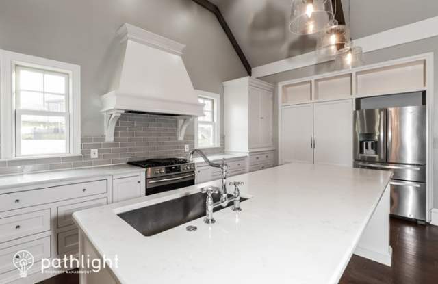 9742 Shady Bend Road Gallery 4