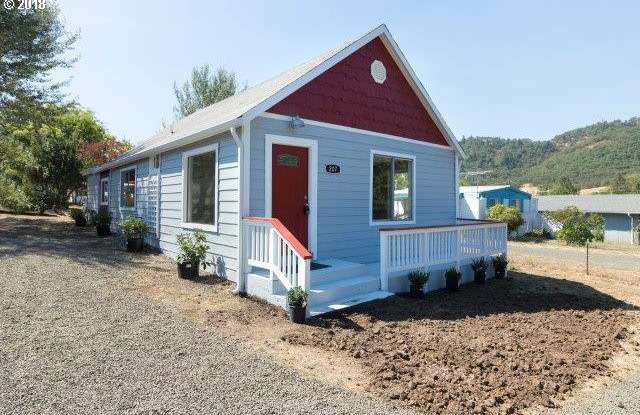 Great Remodeled 3 Bedroom House! photos photos