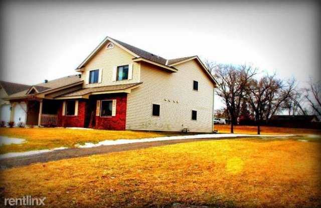 6293 Monticello Ln N Gallery 2