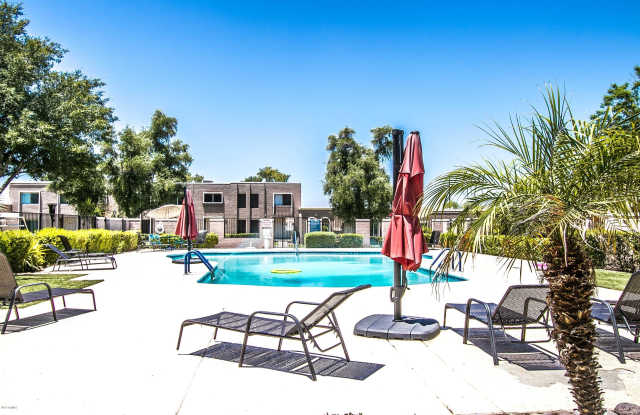 5939 E Thomas Road - 5939 East Thomas Road, Scottsdale, AZ 85251