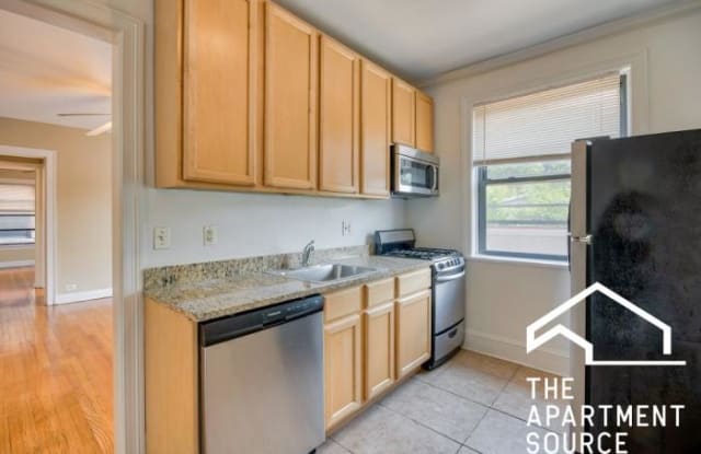2135 Ridge Ave. - 2135 Ridge Avenue, Evanston, IL 60201