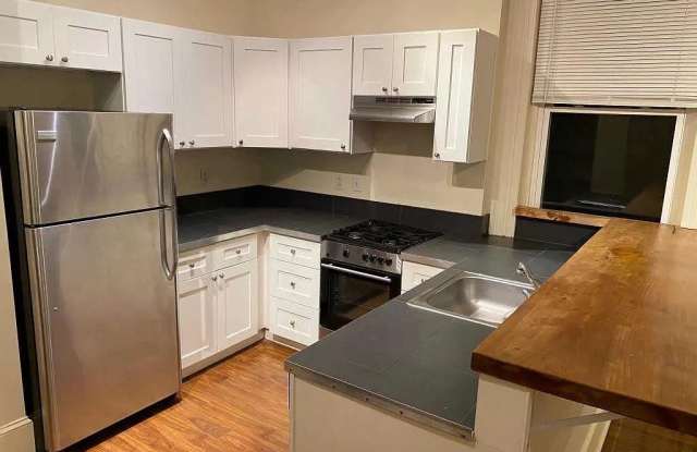 2106 N HANCOCK Street unit: 1R photos photos