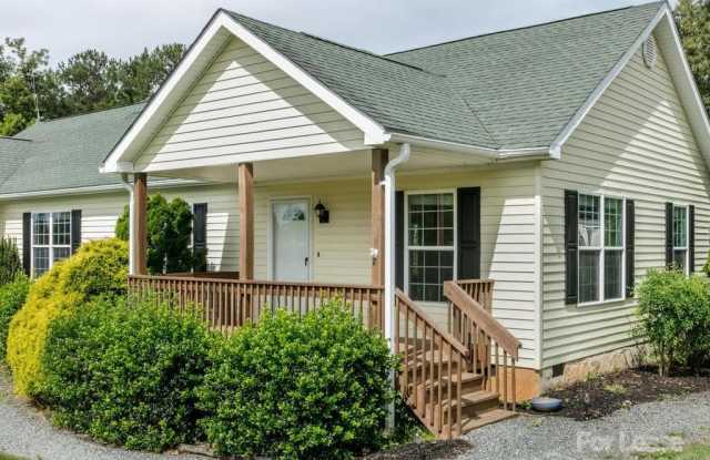 21 Clayton Drive - 21 Clayton Drive, Buncombe County, NC 28787