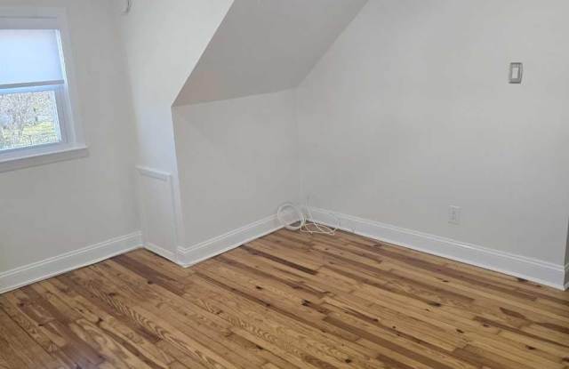 119 Crown Avenue unit: 2Nd Floor photos photos