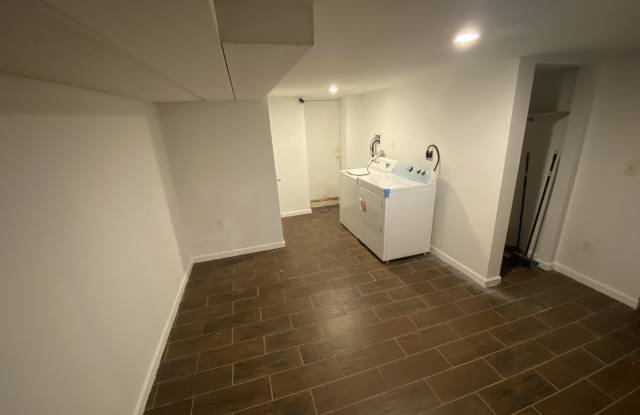 5539 B St photos photos