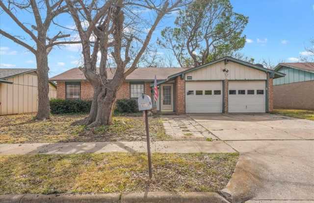 1006 E Martin Lane photos photos