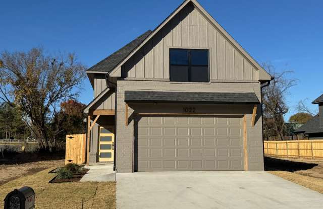 New Construction - 1st MONTHS RENT FREE - 4 bed - 3 bath - 2 car with fenced yard! photos photos New Construction - 1st MONTHS RENT FREE - 4 bed - 3 bath - 2 car with fenced yard! photos photos