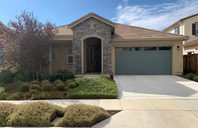 352 Bloomington Ln - 352 Bloomington Lane, Brentwood, CA 94513