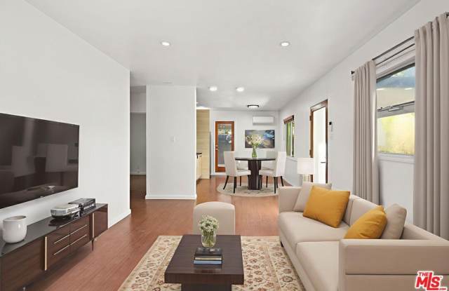 3544 Division St photos photos