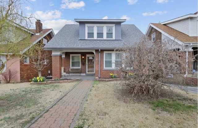 Charming 3 Bed R oom / 1.5 Bath House in Saint Louis photos photos