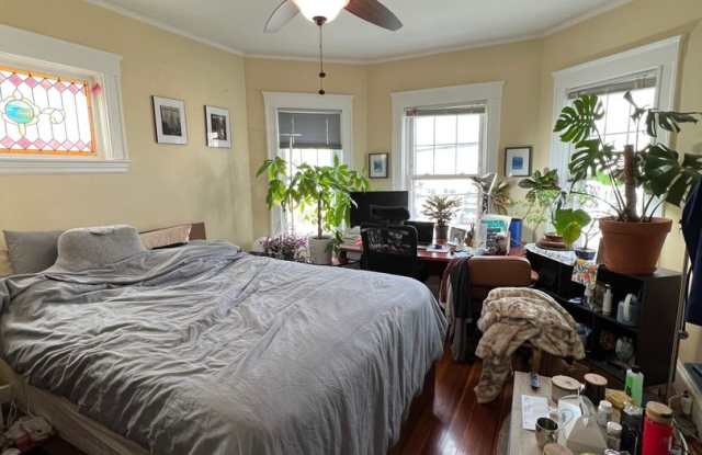 340 Beacon St #2B Somerville MA 02143 Gallery 4