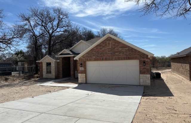 1668 Whiterock - 1668 Whiterock Drive, Weatherford, TX 76086