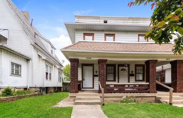 2322-2324 Eastview Ave photos photos