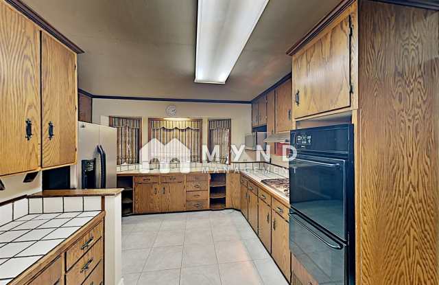 26411 Mockingbird Ln Gallery 4