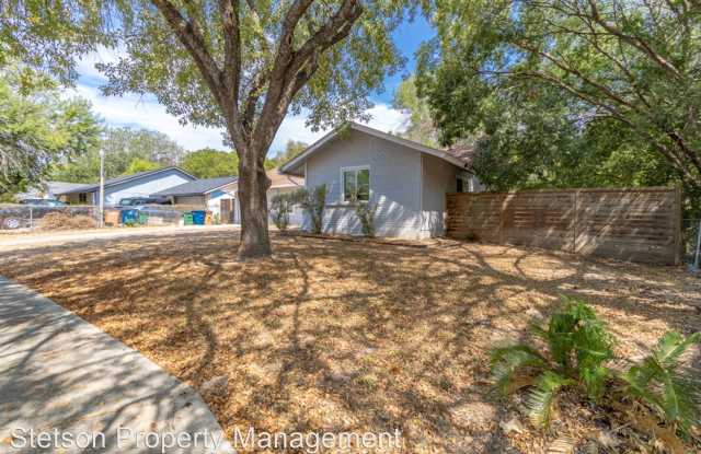 2202 Deadwood Drive Gallery 3