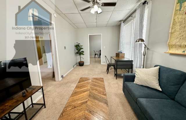 36 N 7th Ave - 1 photos photos