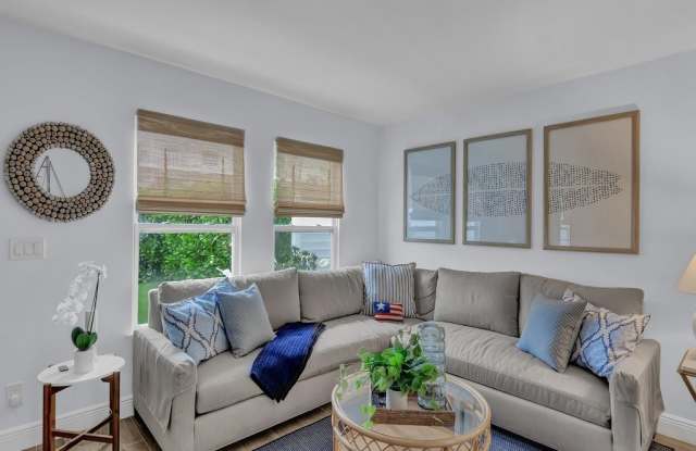 824 Dahlia Lane Gallery 3