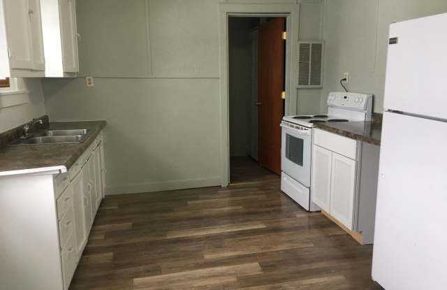 1 bed 1 bath single family home in Wausau photos photos