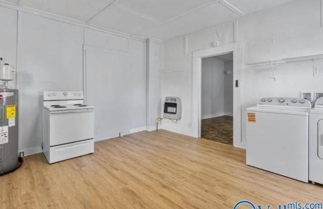 3701 Fairview Street Gallery 2
