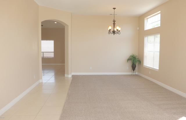 6946 W ROBIN Lane Gallery 3