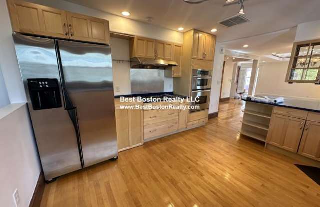 17 Hebert Rd. Gallery 3