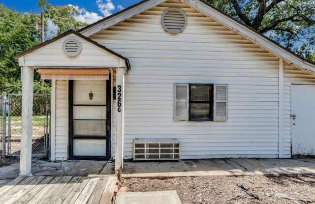 326 South Exposition Street - 3 photos photos