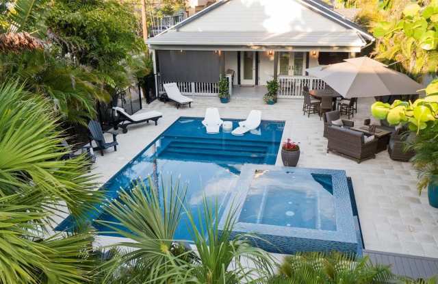 135 93RD Avenue photos photos