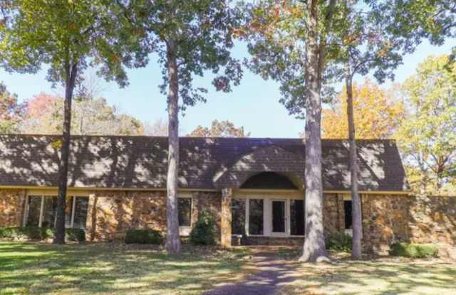 3 Bed / 4.5 Bath - 3902 sq. feet! photos photos