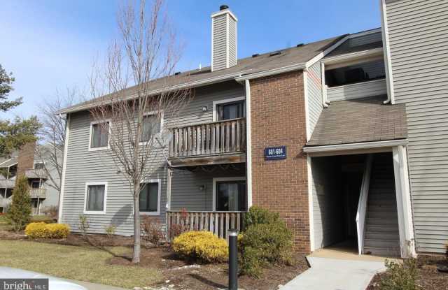 604 RAVENS CREST Drive Gallery 1
