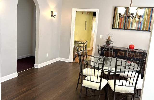 2416 Cherokee Avenue photos photos