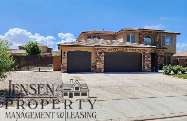 6 Bedroom Home in Little Valley - 2946 Carmine Drive, St. George, UT 84790