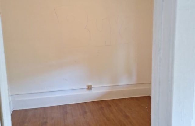 205 Beecher Street - 3 Gallery 4