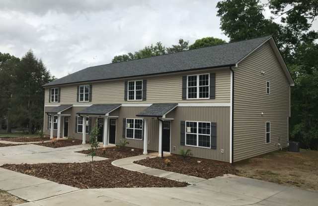 Newer! End unit townhouse in Kannapolis, NC!! photos photos