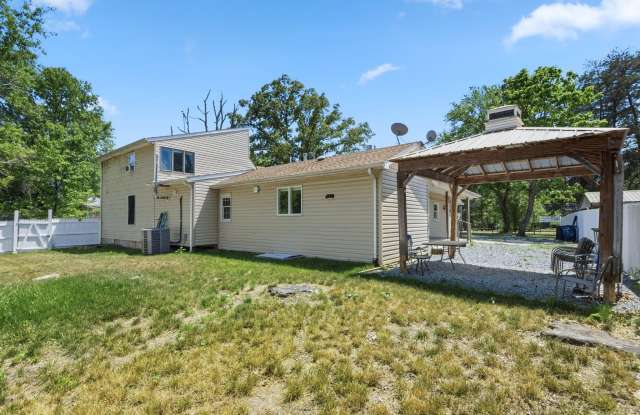 8304 DANGERFIELD PL Gallery 2