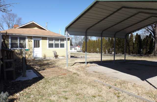 Rockford 37853 - 2 bedroom, 2 bath - Contact Shelly Gunion (865) 755-7678 photos photos