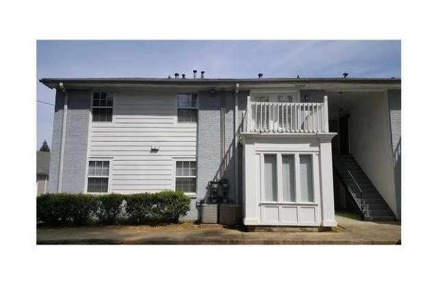 Rent Special: $999 for first 6 Months! - 1212 Utoy Springs Rd Unit 30 photos photos