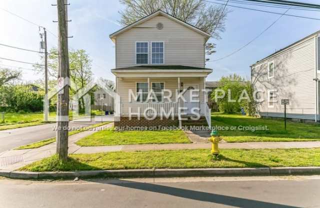 781 C Ave photos photos