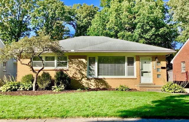 2401 DERBY Road - 2401 Derby Road, Troy, MI 48084