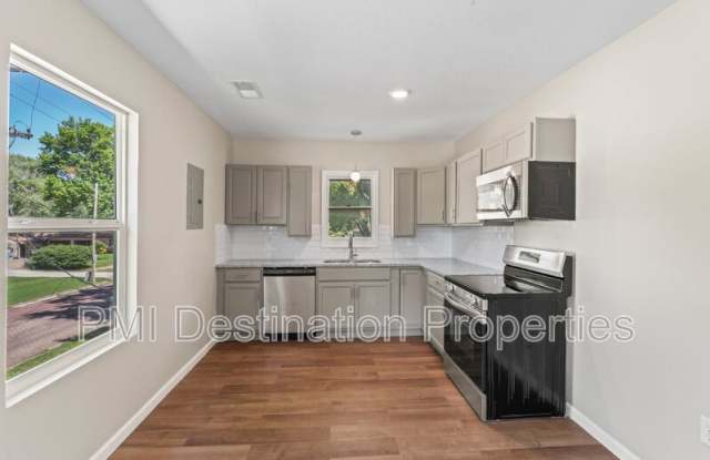 719 5th Street - 719 5th Street, Osawatomie, KS 66064
