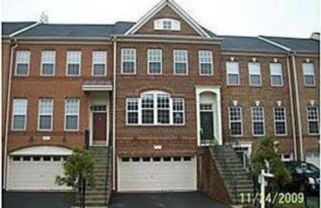 41859 CINNABAR SQUARE - 41859 Cinnabar Square, Stone Ridge, VA 20105