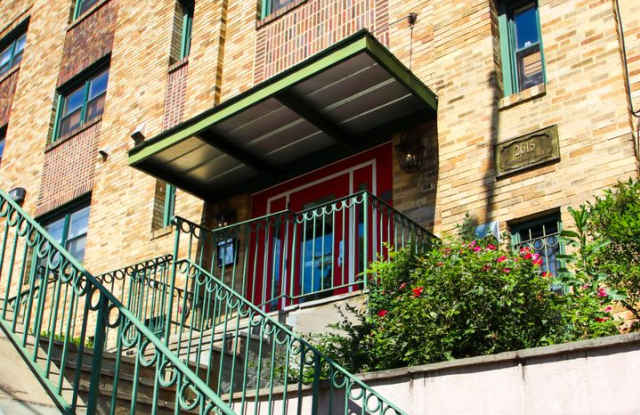 Cozy & bright 1 Bd/1Bth condo in Brookland House Condominium! photos photos