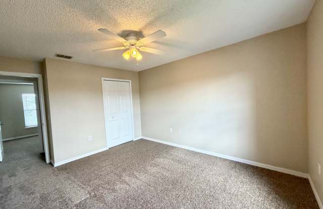 Spacious Home with Updates in Jacksonvilles Arlington Area! Gallery 3