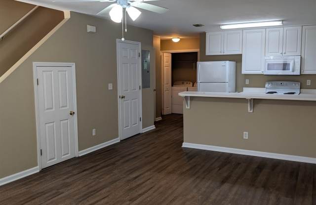 4250 Augustus Oak Court Gallery 3