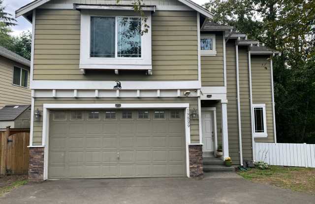 House for RENT: Lynnwood/Brier 3 br - 2.5 bath Dogs OK photos photos