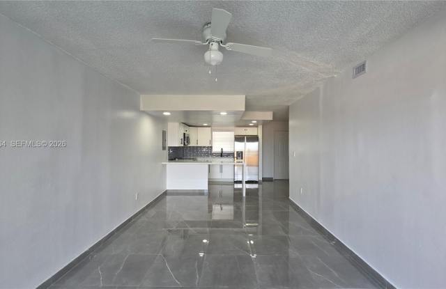 9375 Fontainebleau Blvd - 9375 Fontainebleau Boulevard, Fountainebleau, FL 33172 9375 Fontainebleau Blvd - 9375 Fontainebleau Boulevard, Fountainebleau, FL 33172