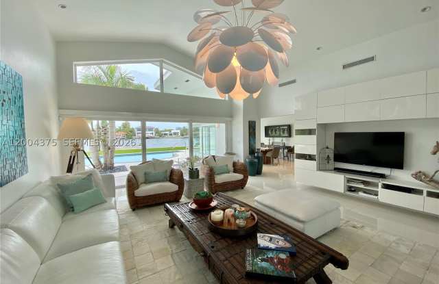 265 N Shore Dr photos photos