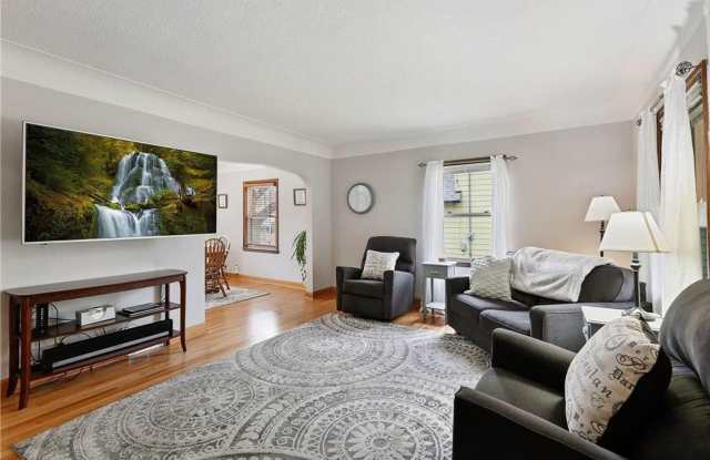1823 2nd Street NE - 1823 2nd St NE, Minneapolis, MN 55413