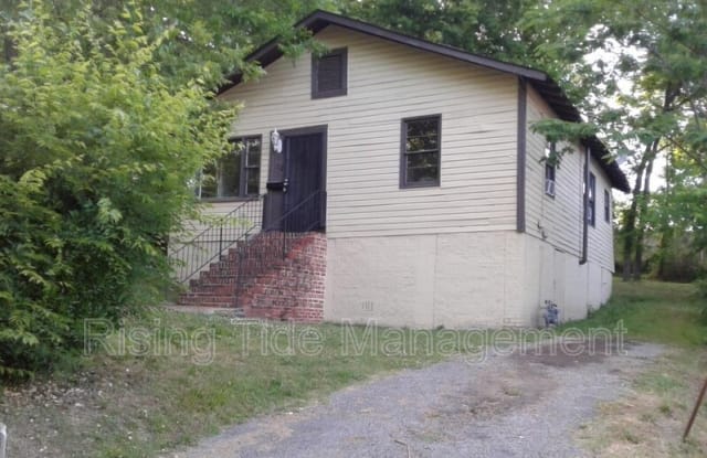 220 58th St photos photos