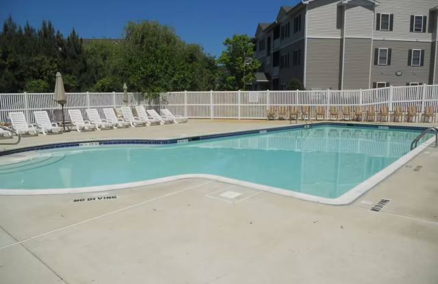 Fully furnished apartment located on RT 1, community pool and close to area beaches! Gallery 3