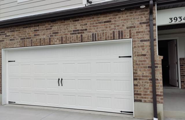3 Bed/2.5 Bath Townhome in West Haven for Rent! photos photos